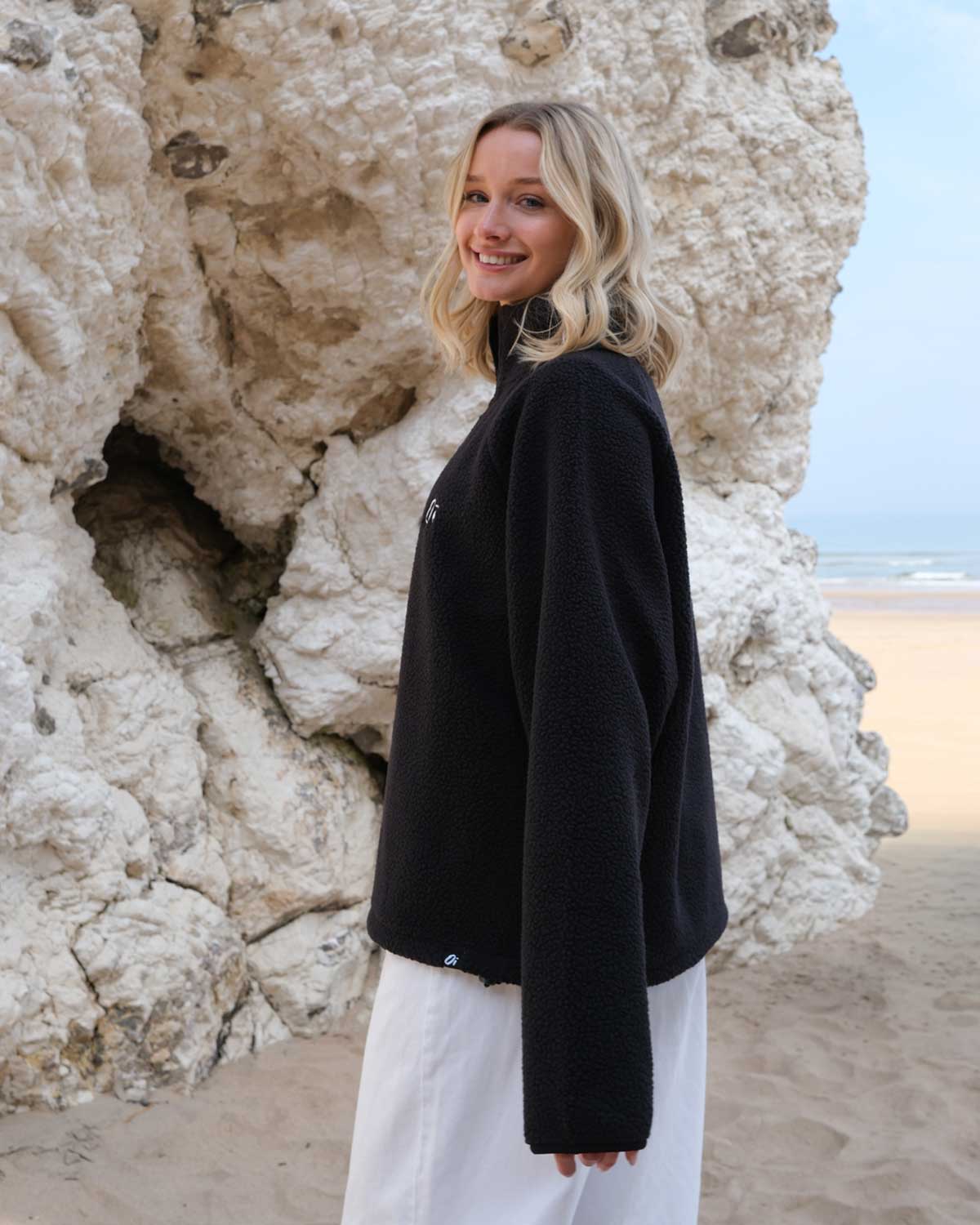 Black Essential Teddy Fleece - Image 3