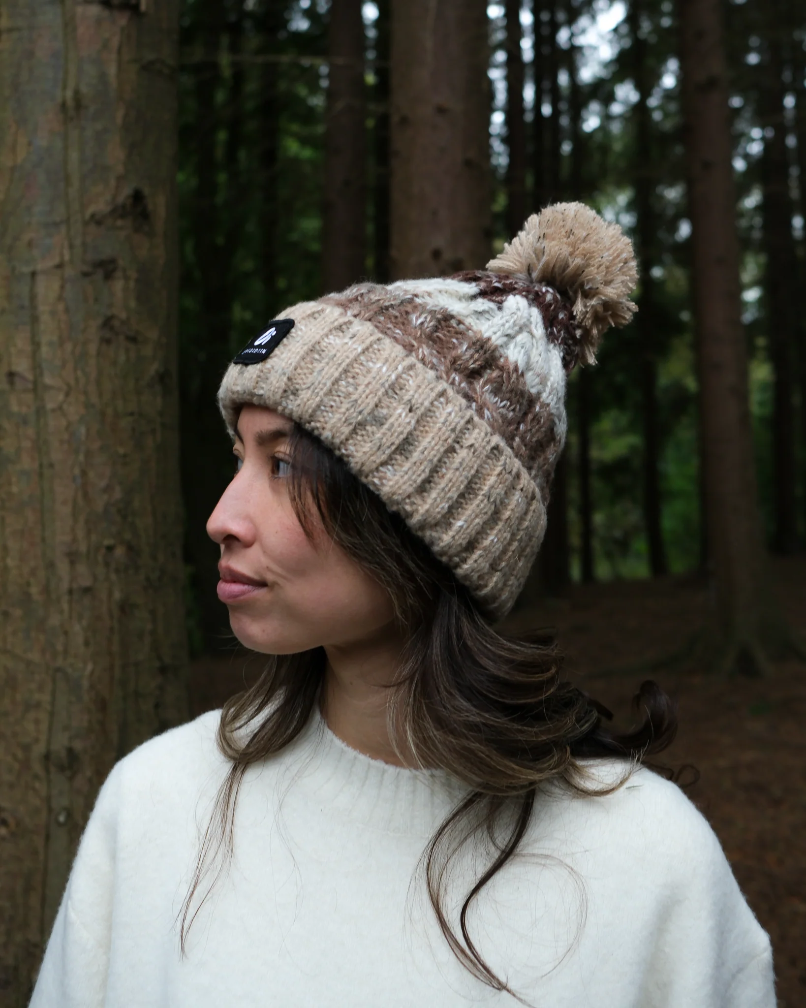 Chestnut Trail Pom - Image 4